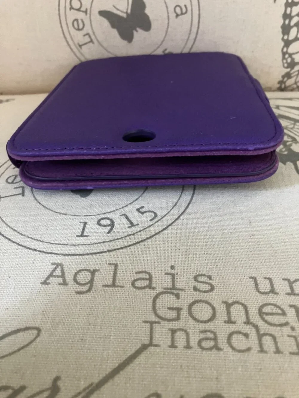 GENUINE LEATHER!!!  Case/Cover for Barnes & Noble Nook GlowLight  & Simple Touch